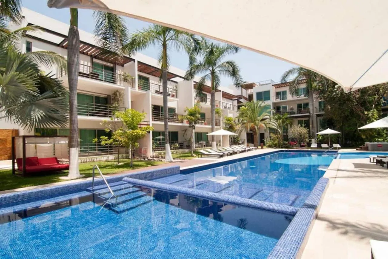 Luxurious & Central Condo In Playa Steps From The Beach Playa del Carmen Mexiko